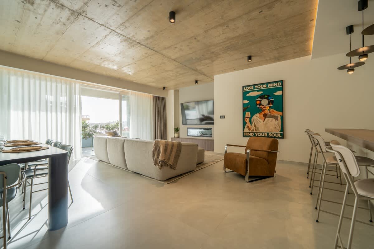 AZ14 | Jacuzzi, Sauna & Valletta Views